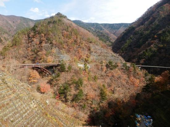 令和7年11月27日の深城ダム1