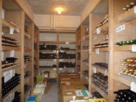 ワイン地下貯蔵室