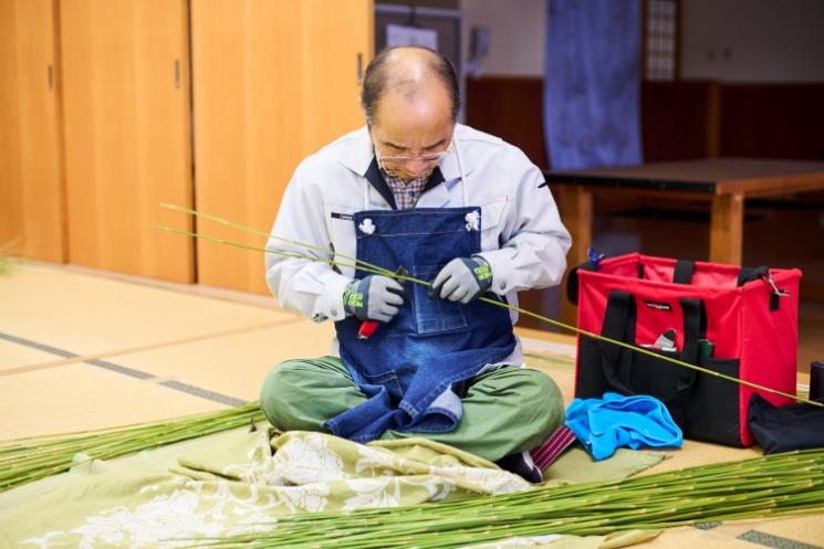 スズ竹工芸品職人・在原建男さん写真５