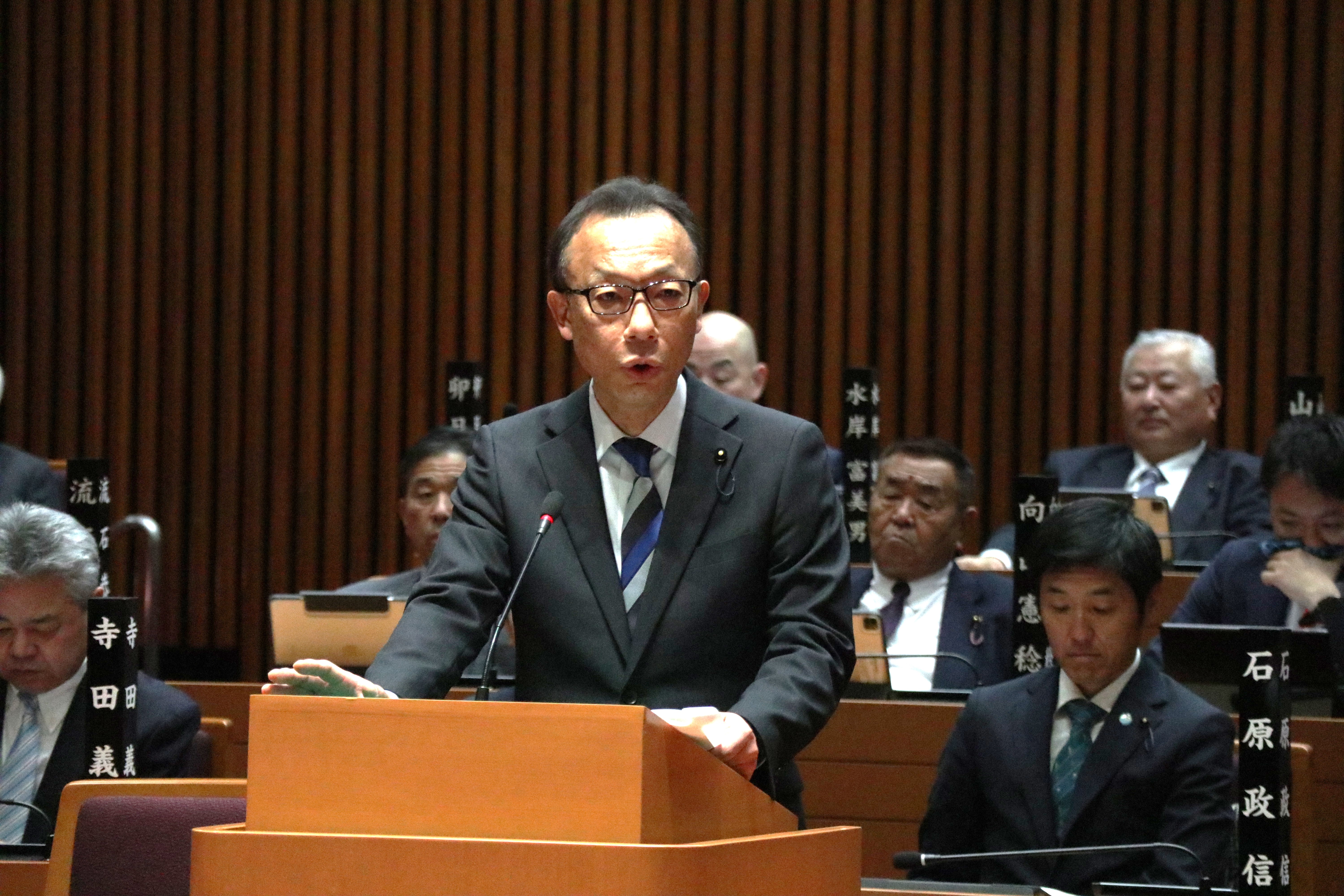 R803022月定例会一般質問名取泰議員