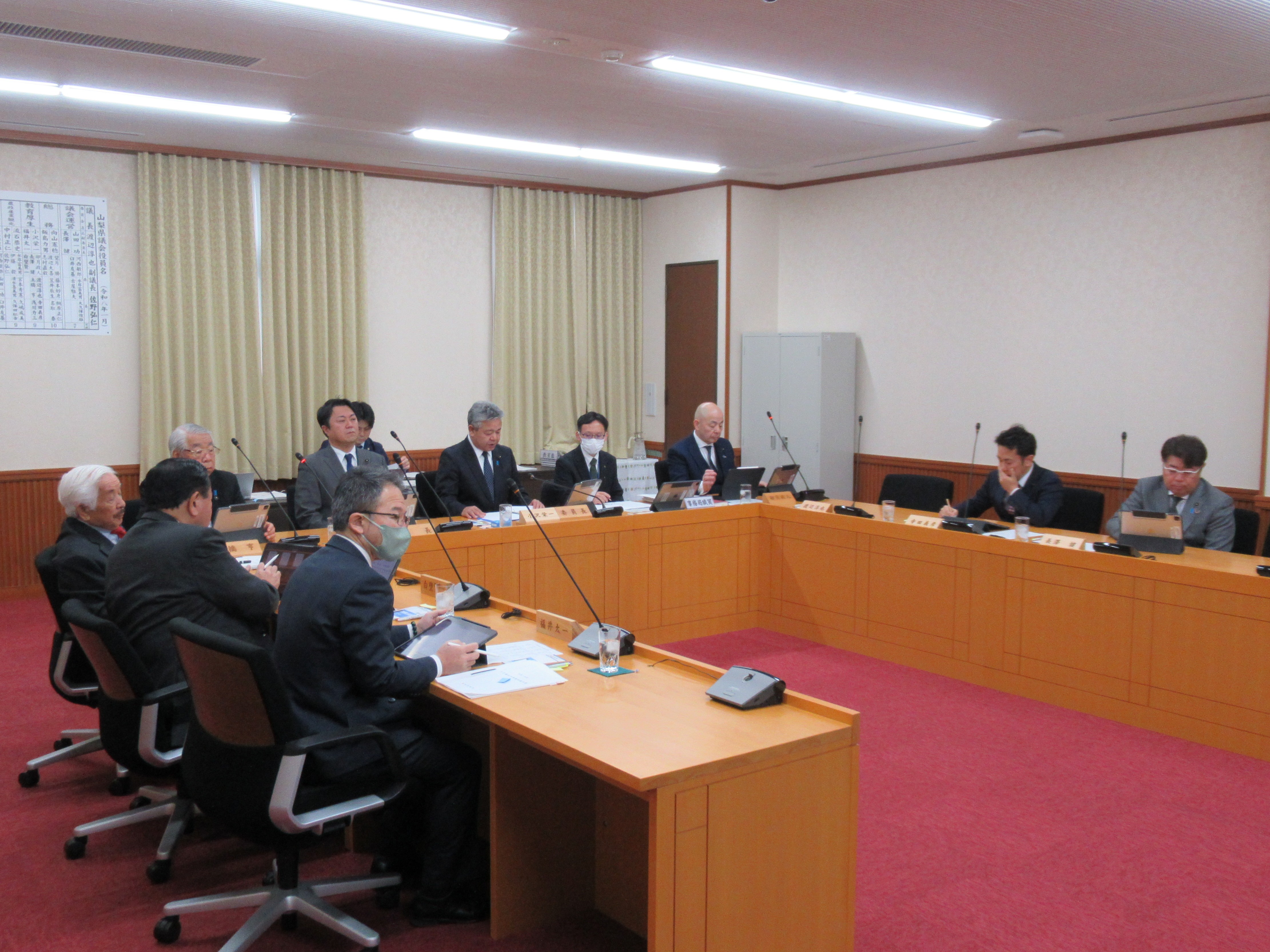 R80303常任委員会教育厚生委員会