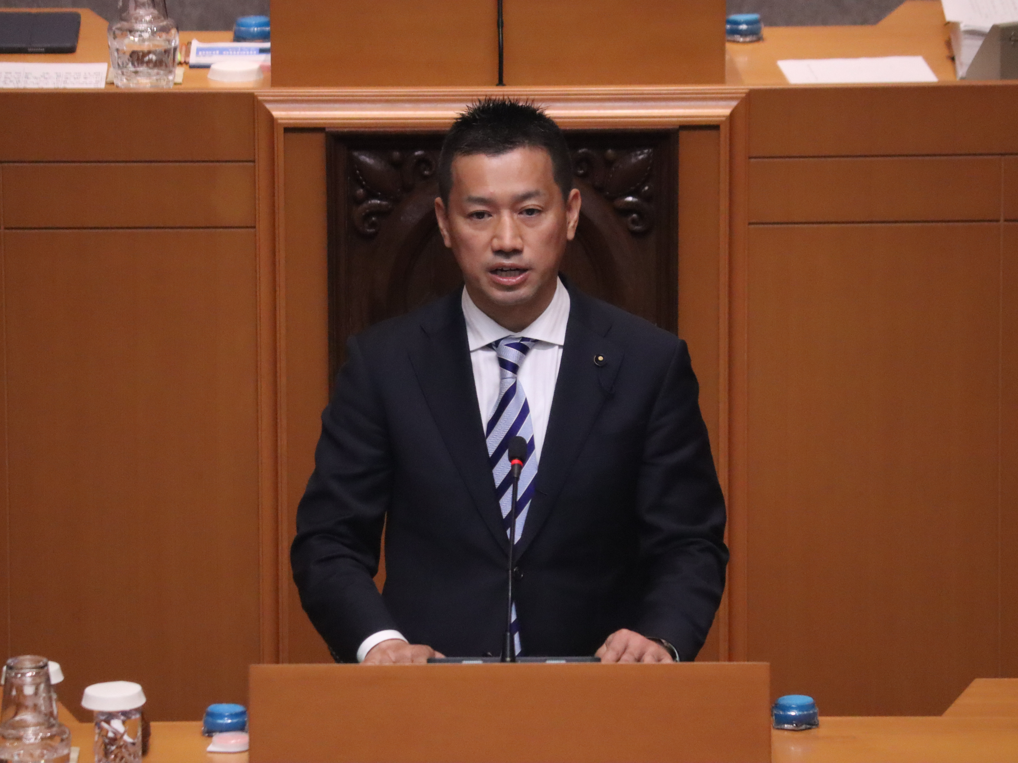 R803232月定例会閉会日4宮本議長