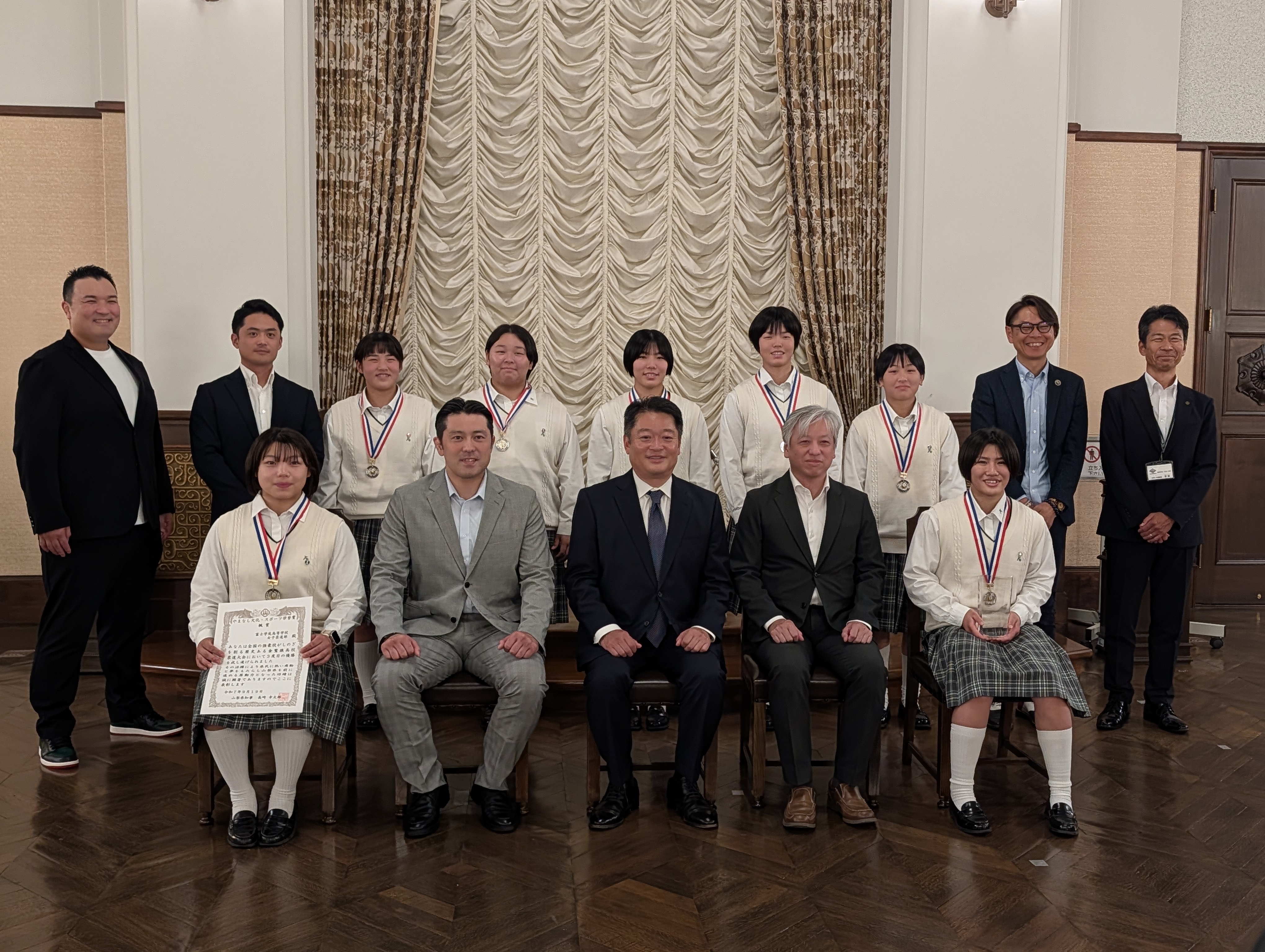 250919fujigakuenhyoushou2