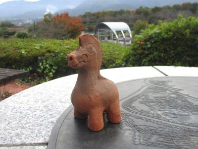 画像：干支の土鈴（午）の制作例