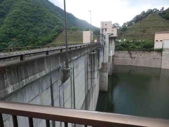 令和7年6月27日の深城ダム1