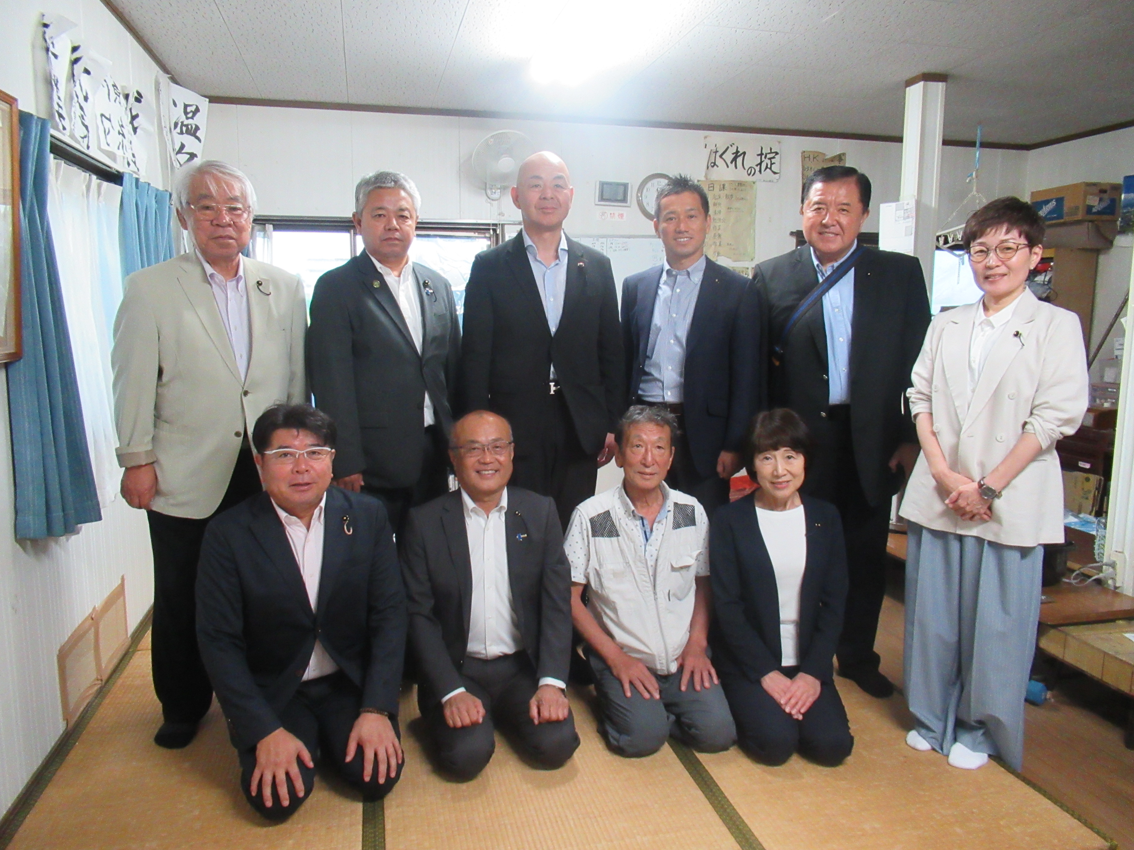 R80827総務委員会県外調査