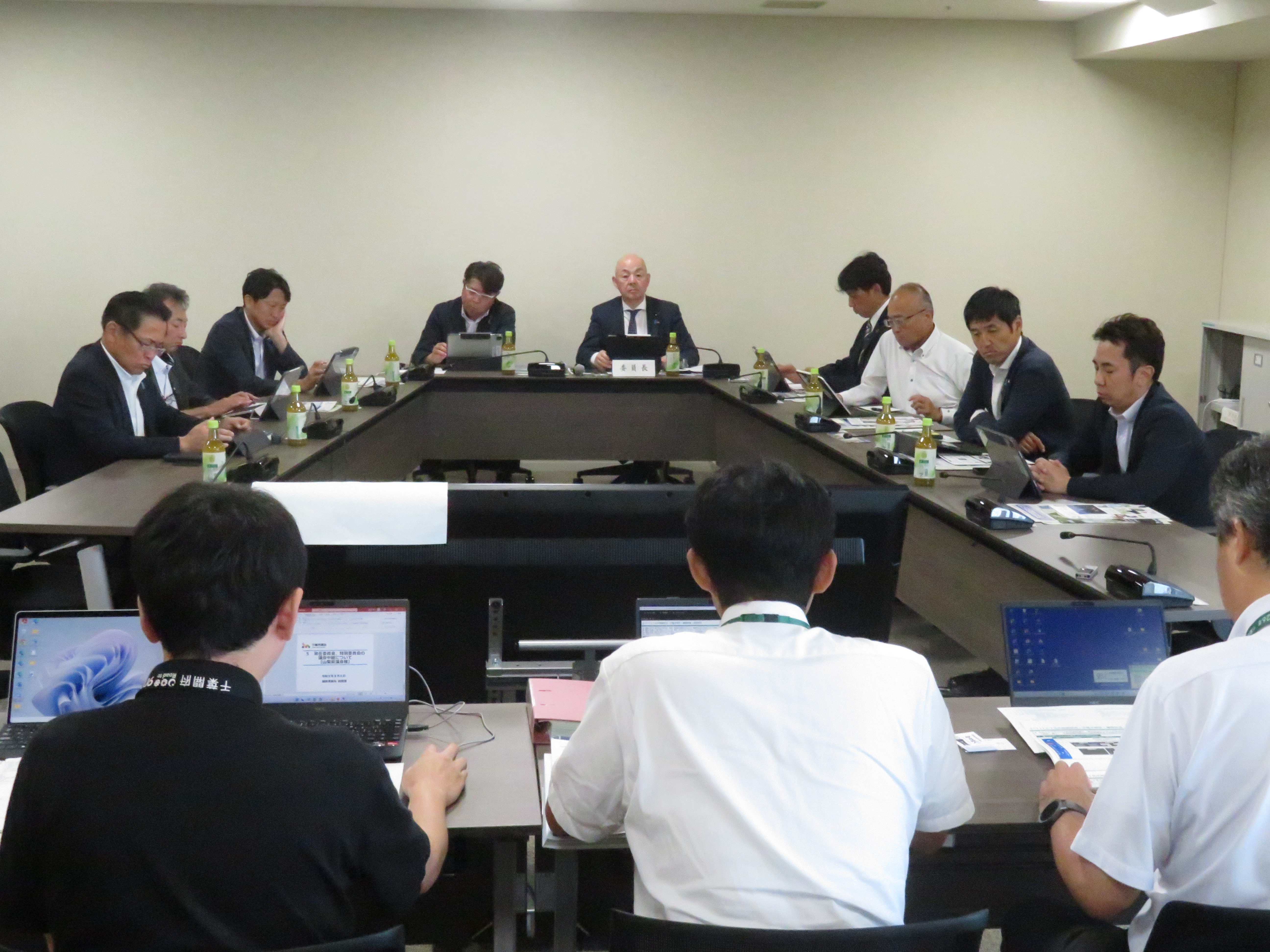 R80806デジタル化推進委員会県外視察1