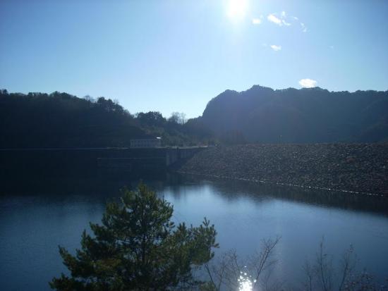 多目的広場からの荒川ダム