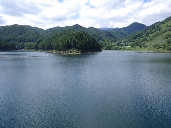 ダム堤体上流側から2025年6月27日の写真