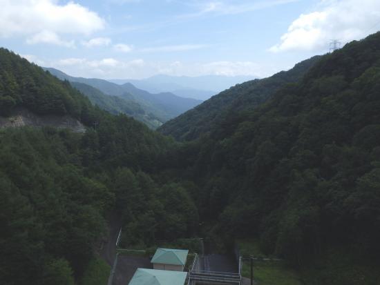 ダム堤体下流側から2025年8月29日の写真