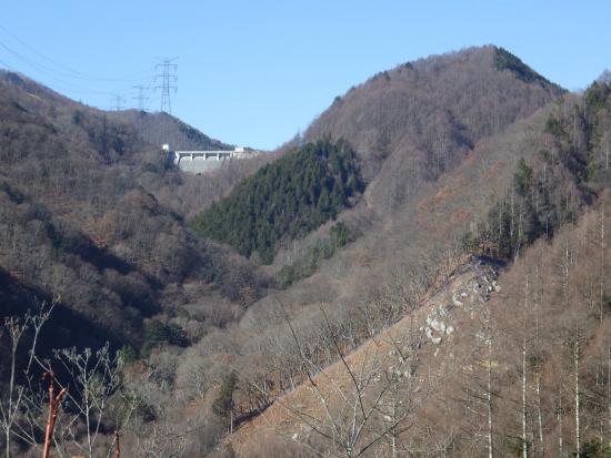 県道柳平塩山線の途中から2025年12月19日の写真