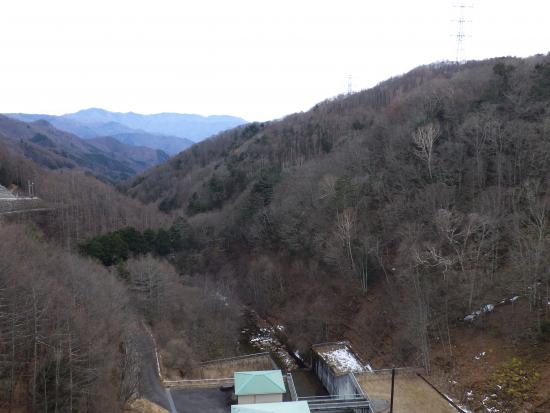 ダム（堤体）下流2月27日の写真