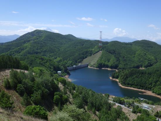 2026年5月29日の富士山と琴川ダムの写真