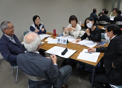 中北教室話し合い1