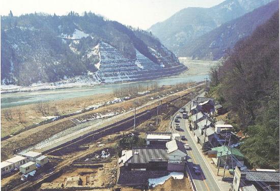 鰍沢河岸全景