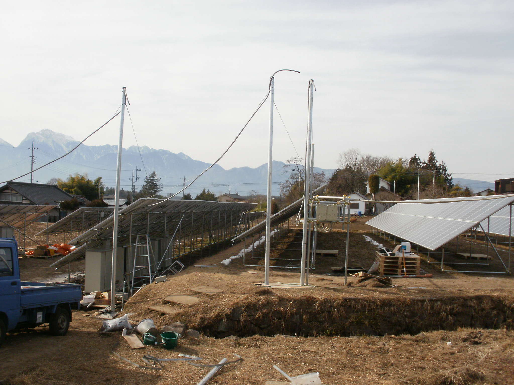 山梨自然エネルギー発電株式会社