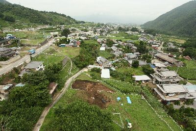 0382_遺跡遠景