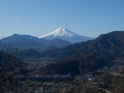 05岩殿山から見た富士山