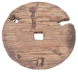 円盤状木製品（上面）