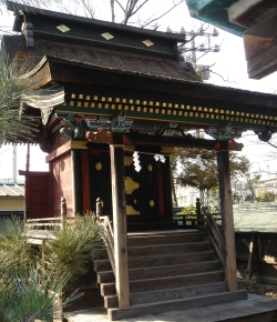 穴切神社本殿