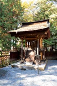 窪八幡神社末社武内大神本殿