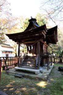 窪八幡神社末社高良神社本殿