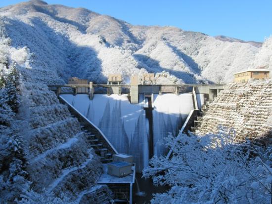 平成31年2月1日に撮影した深城ダム1