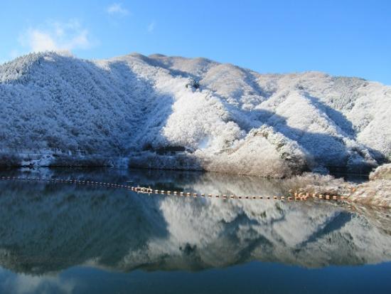 平成31年2月1日に撮影した深城ダム2