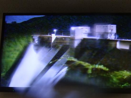 令和元年10月12日に撮影した深城ダムサーチャージ1
